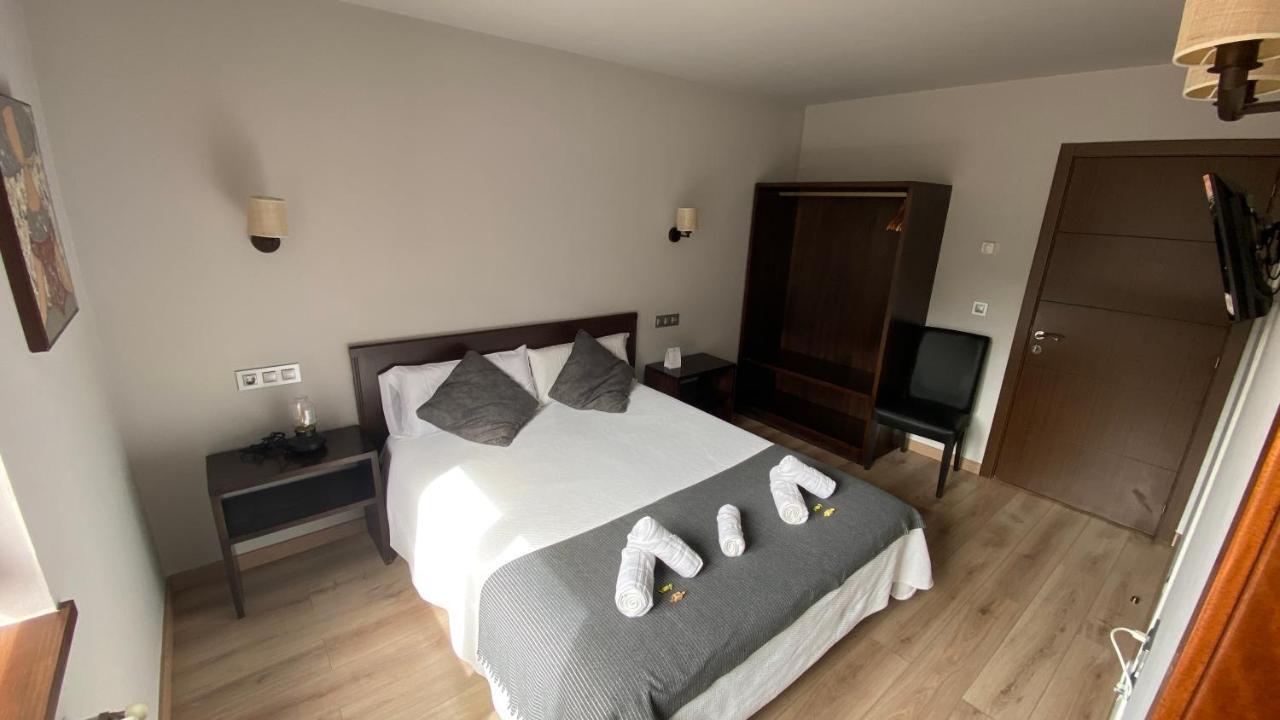 Hotel La Cuna Del Sella Oseja de Sajambre Zewnętrze zdjęcie