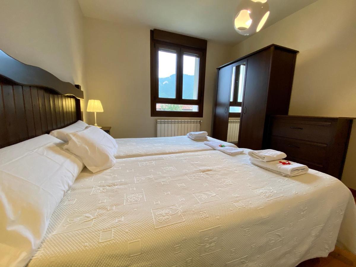 Hotel La Cuna Del Sella Oseja de Sajambre Zewnętrze zdjęcie