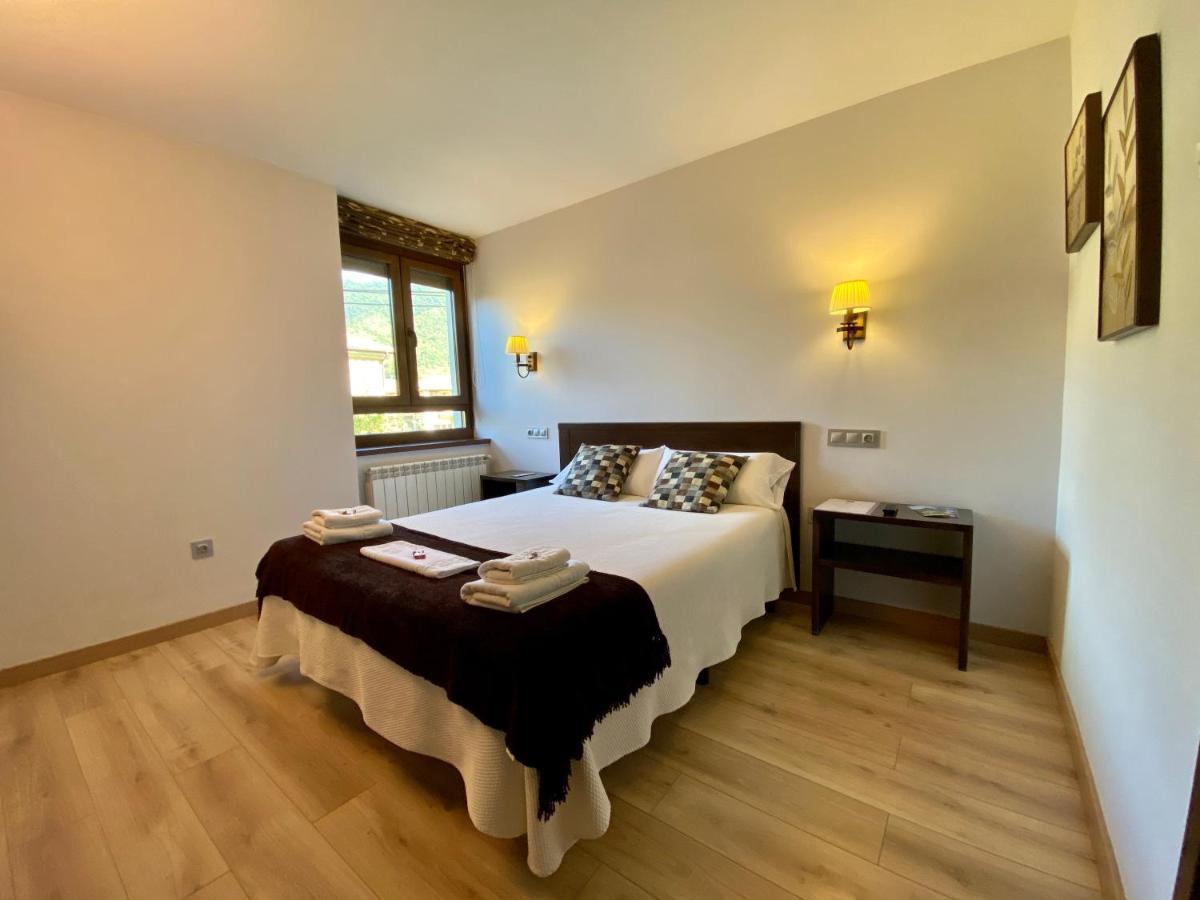 Hotel La Cuna Del Sella Oseja de Sajambre Zewnętrze zdjęcie